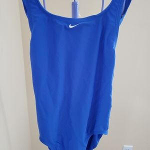 NIKE one-piece navy blue bathing suit 💙